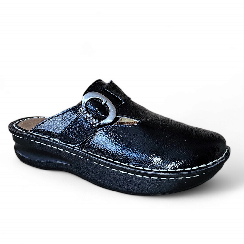 Mountain Sole Clogs